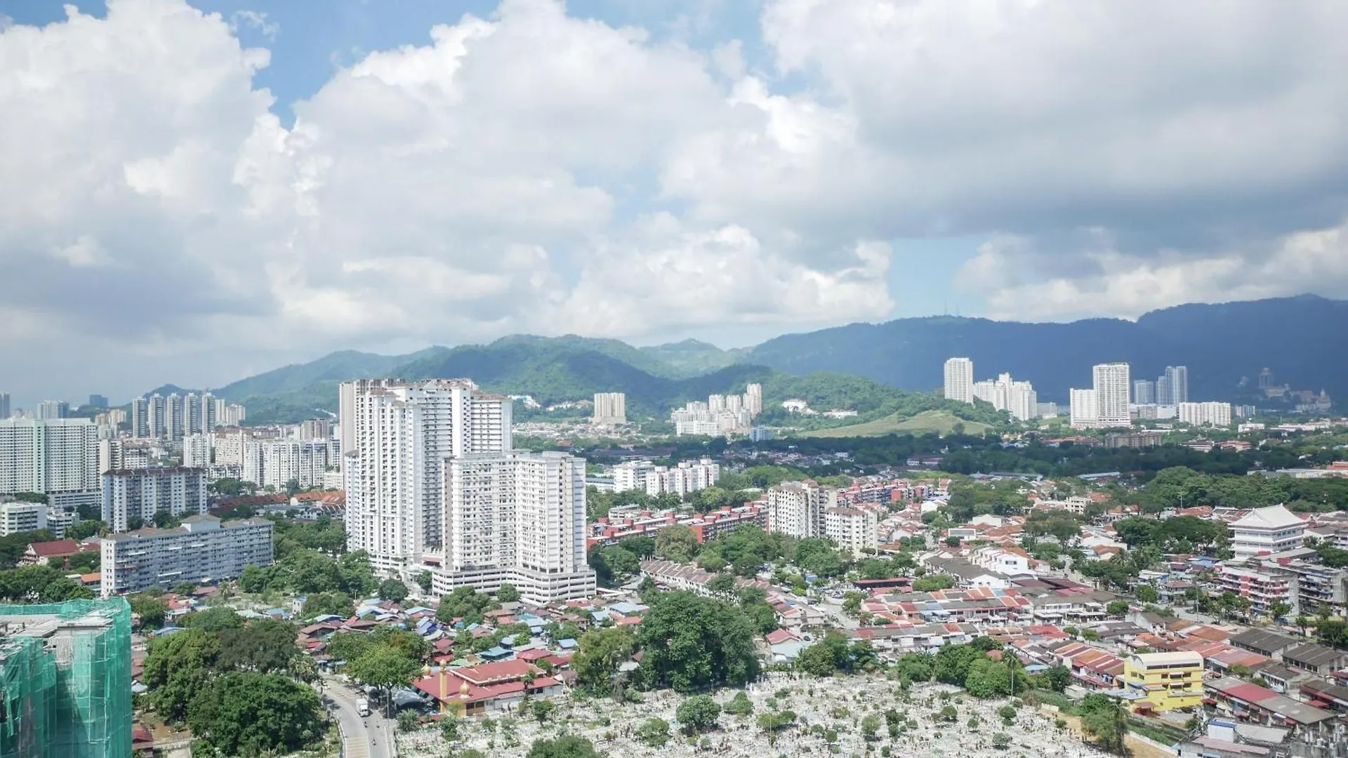 Beacon Executive Suites By S&F #Infinitypool #Skygym George Town Malaysia