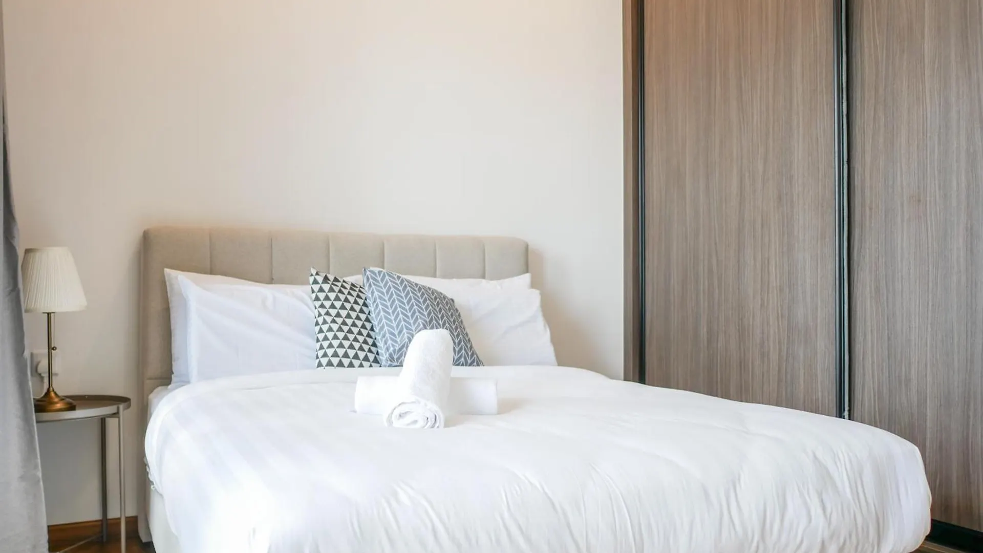 Beacon Executive Suites By S&F #Infinitypool #Skygym George Town 0*,