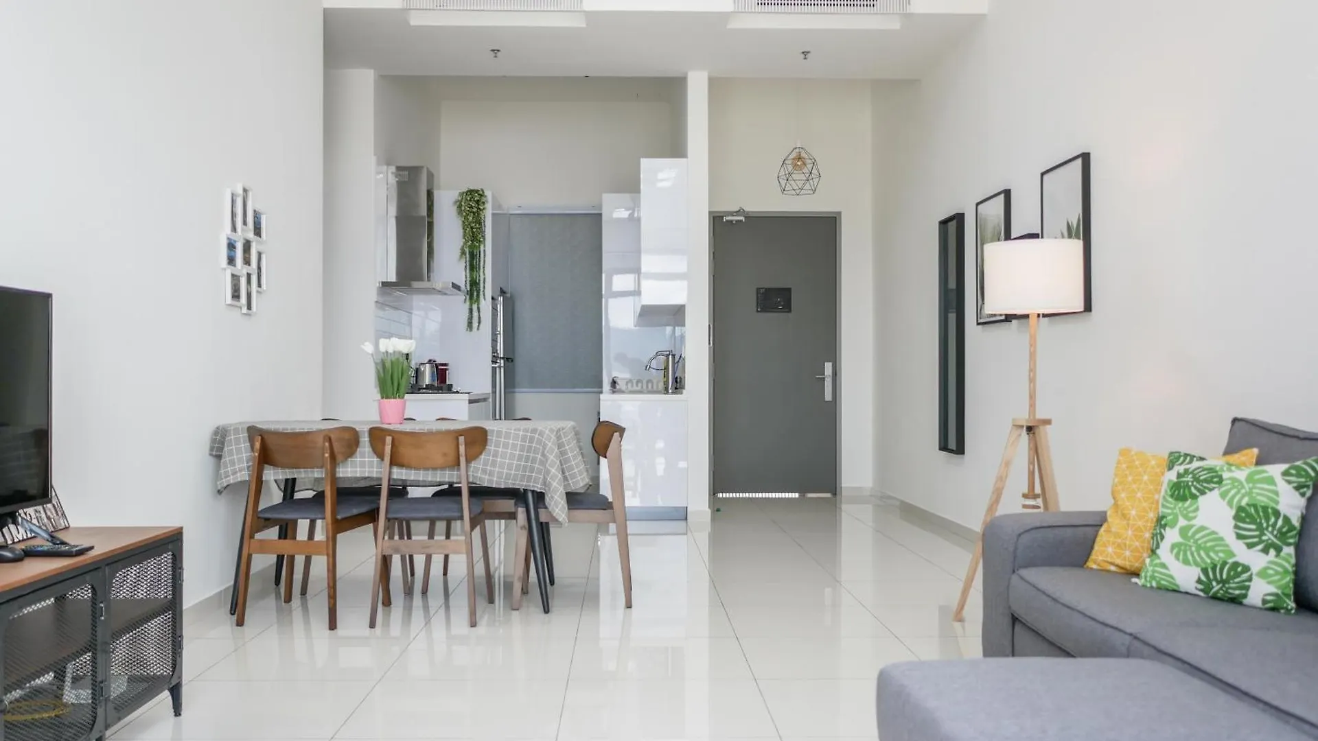Apartment Beacon Executive Suites By S&F #Infinitypool #Skygym George Town