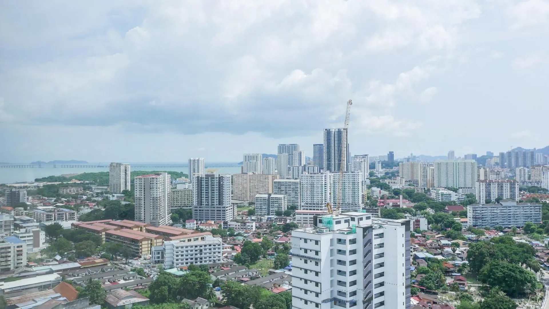 Lejlighed Beacon Executive Suites By S&F #Infinitypool #Skygym George Town