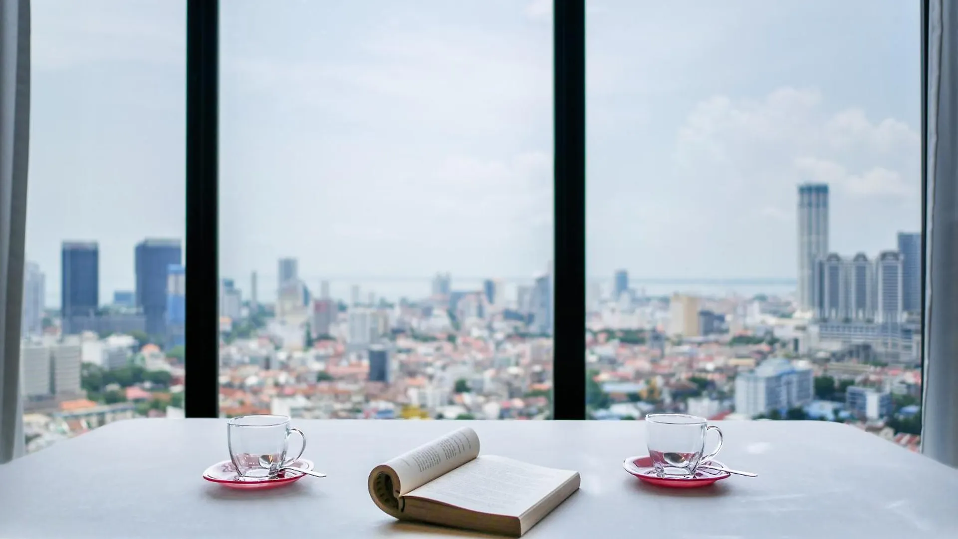 Beacon Executive Suites By S&F #Infinitypool #Skygym George Town 0*,